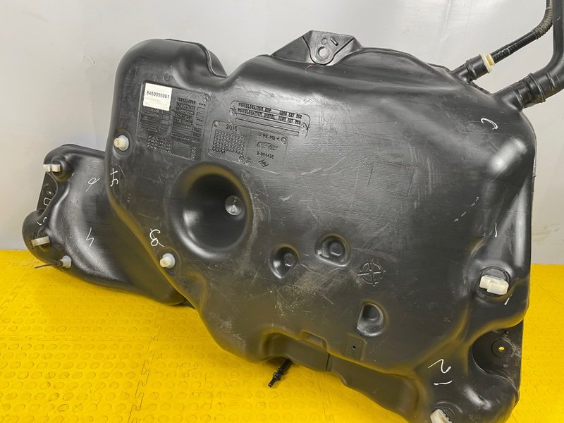 Бак топливный, 5000 рублей, Москва