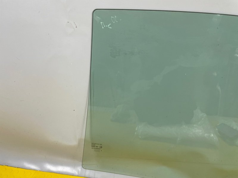 Стекло двери задней правой, 3500 рублей, Москва