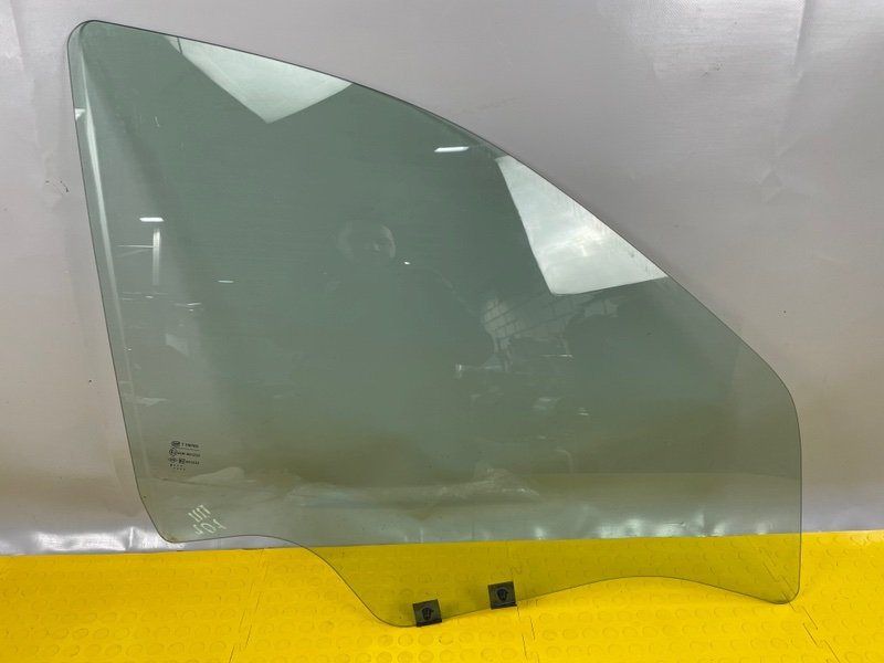 Стекло двери передней правой, 2500 рублей, Москва