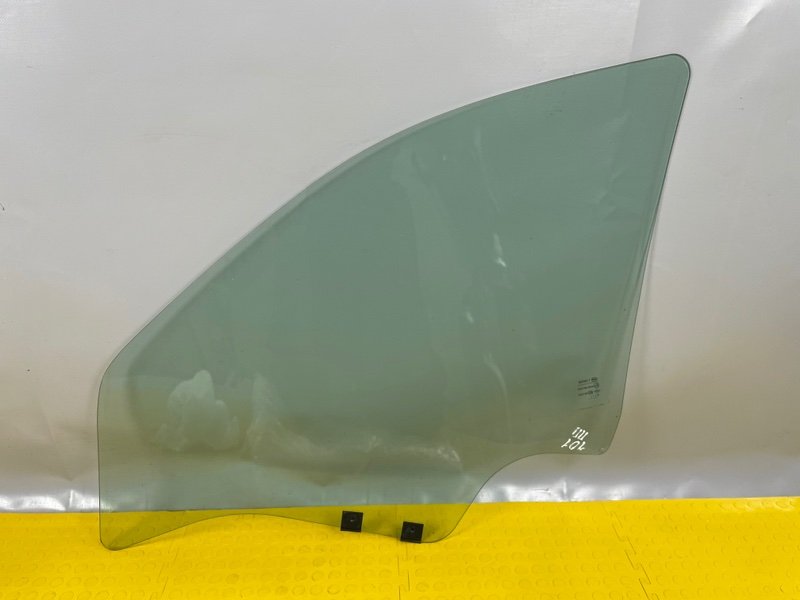 Стекло двери передней правой, 2500 рублей, Москва