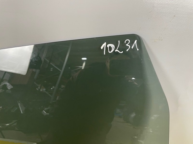 Стекло двери задней левой, 1500 рублей, Москва