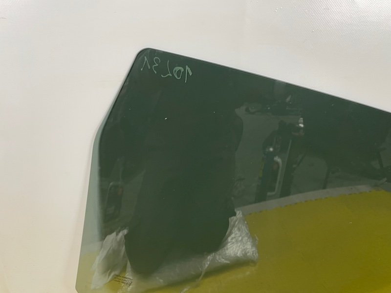 Стекло двери задней левой, 1500 рублей, Москва
