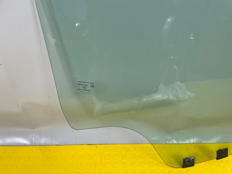 Стекло двери передней левой, 3500 рублей, Москва