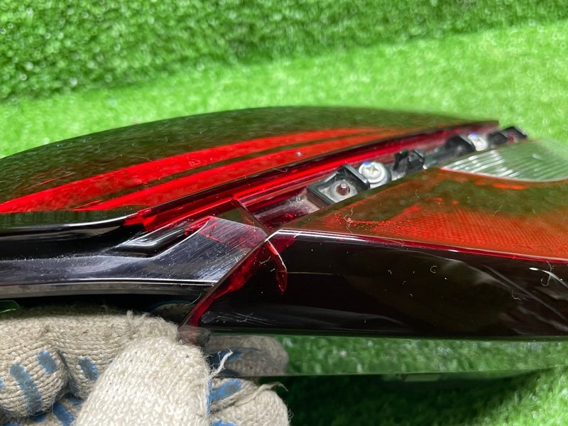 Фонарь задний правый, 8000 рублей, Москва