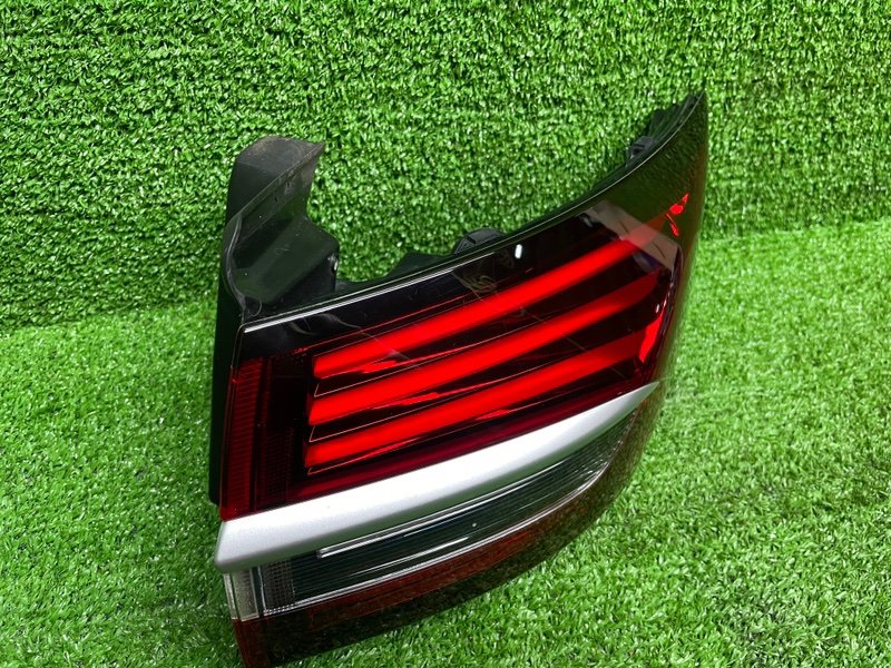 Фонарь задний правый, 10000 рублей, Москва