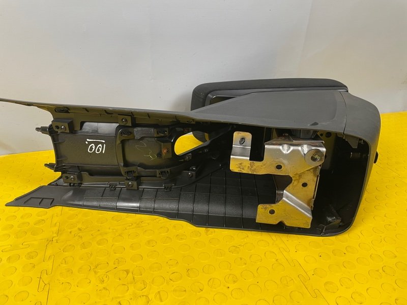 Подлокотник, 15000 рублей, Москва