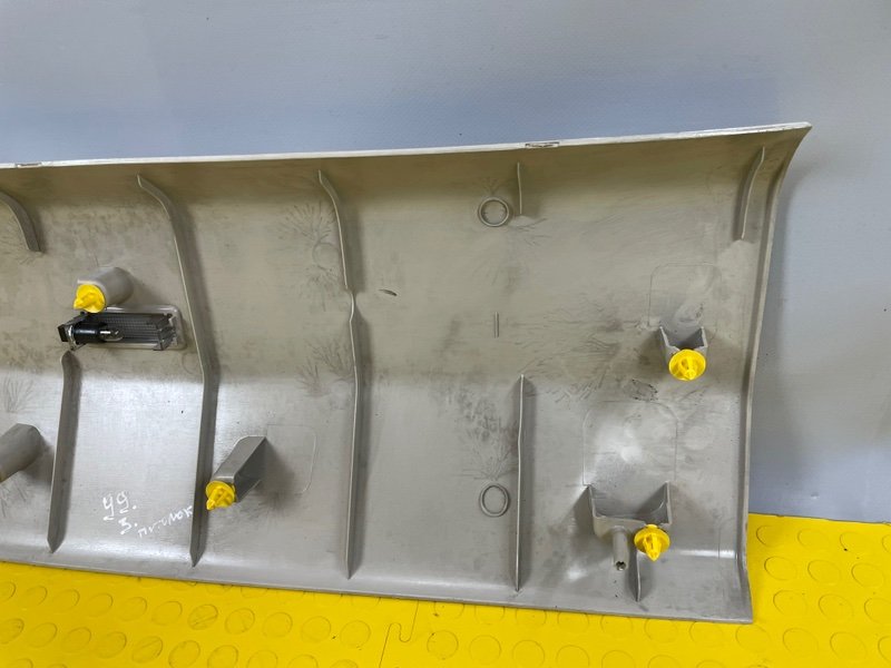 Обшивка багажника, 1000 рублей, Москва