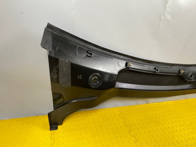 Планка под лобовое стекло, 2000 рублей, Москва