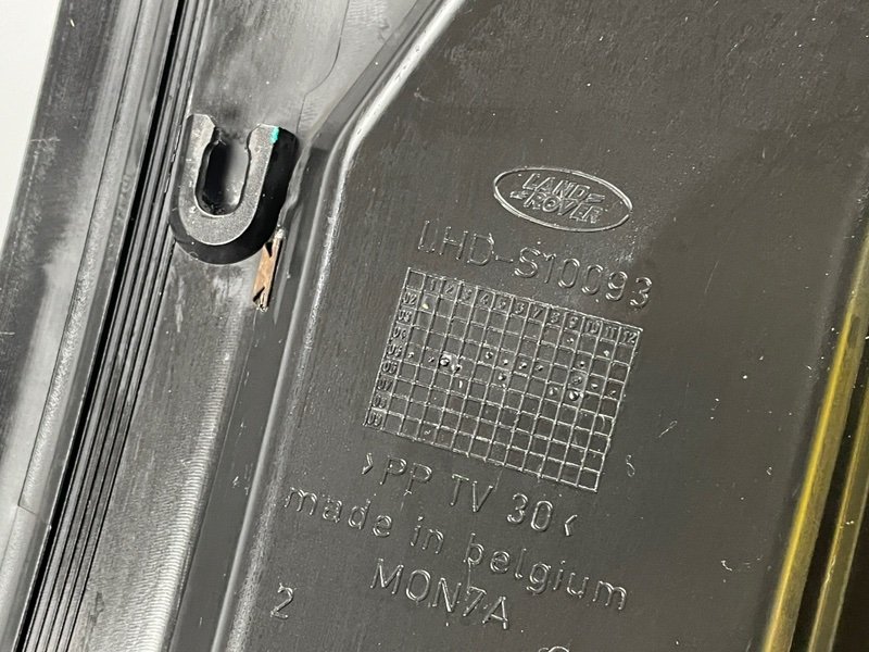 Планка под лобовое стекло, 2000 рублей, Москва