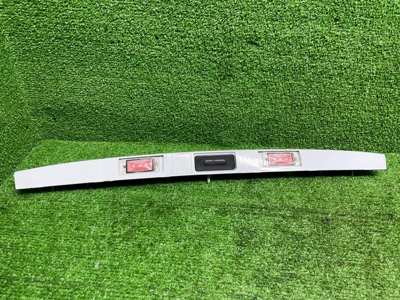 Накладка двери багажника, 3000 рублей, Москва