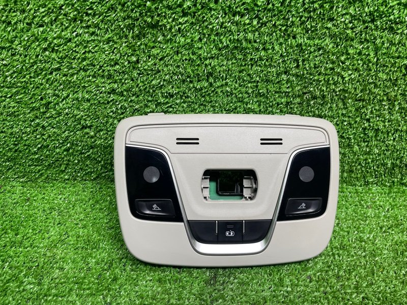 Плафон салонный, 2550 рублей, Москва