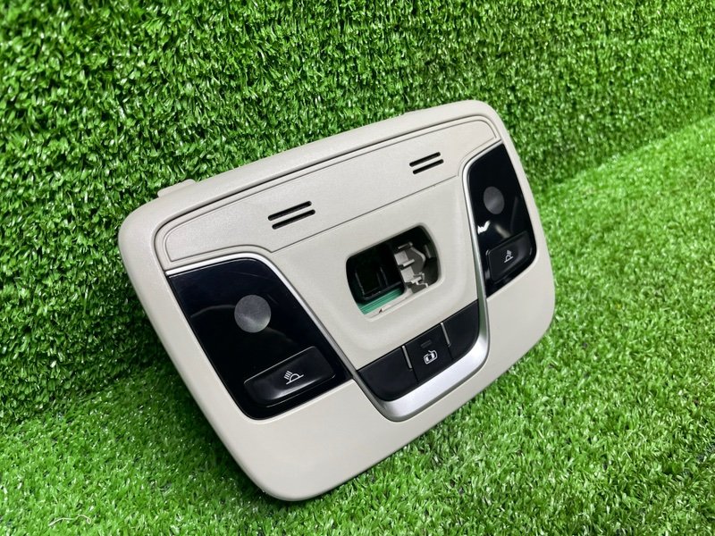 Плафон салонный, 2550 рублей, Москва