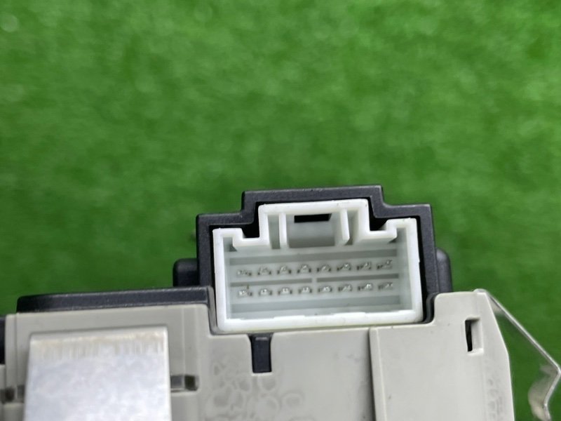 Плафон салонный, 2550 рублей, Москва