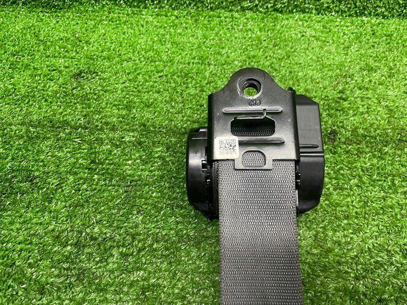 Ремень безопасности, 2000 рублей, Москва