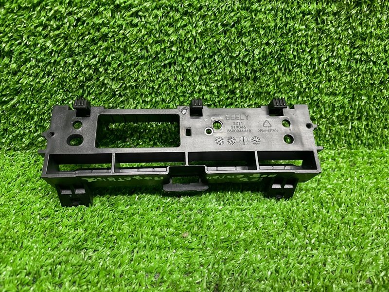 Кронштейн, 1000 рублей, Москва