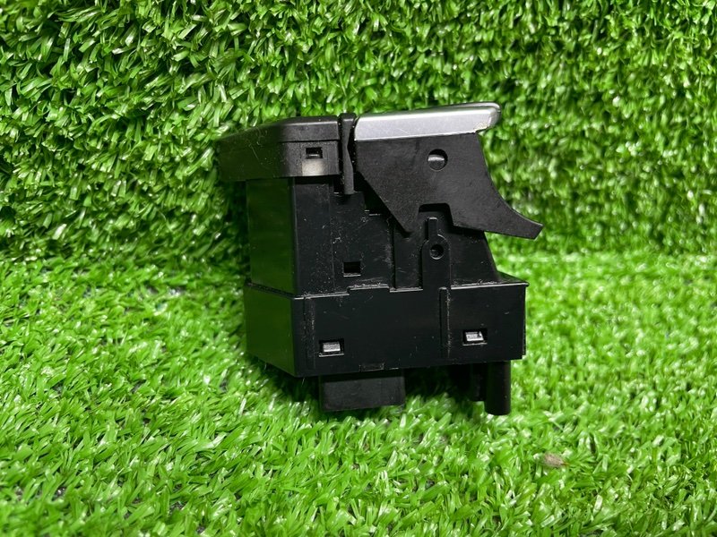 Кнопка стояночного тормоза, 1100 рублей, Москва