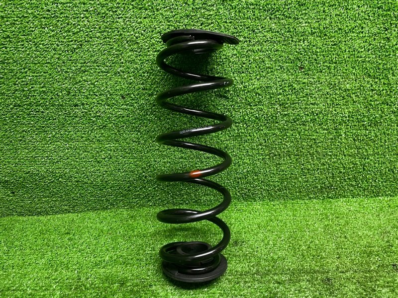 Пружина задняя, 1050 рублей, Москва