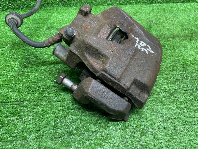 Суппорт тормозной передний правый, 1500 рублей, Москва