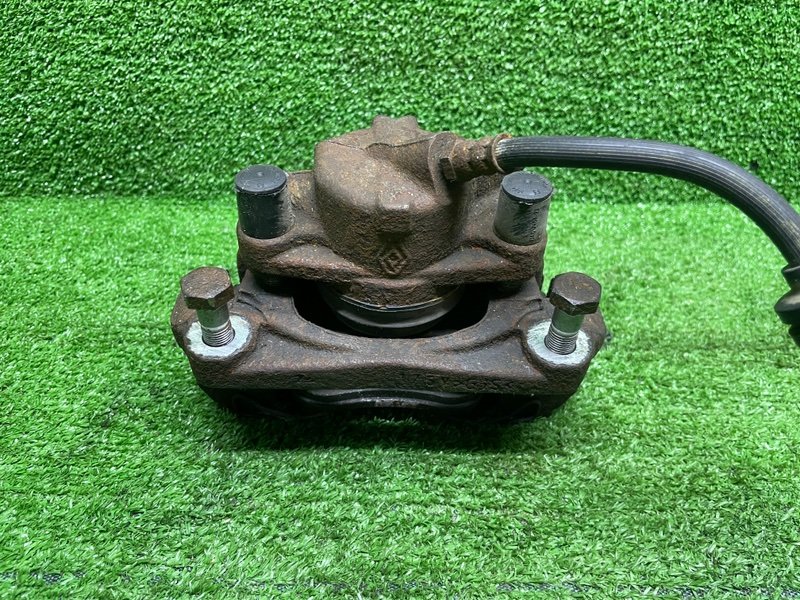 Суппорт тормозной передний правый, 1500 рублей, Москва