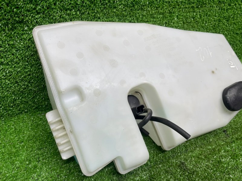 Бачок омывателя лобового стекла, 1000 рублей, Москва