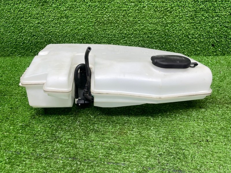 Бачок омывателя лобового стекла, 1000 рублей, Москва