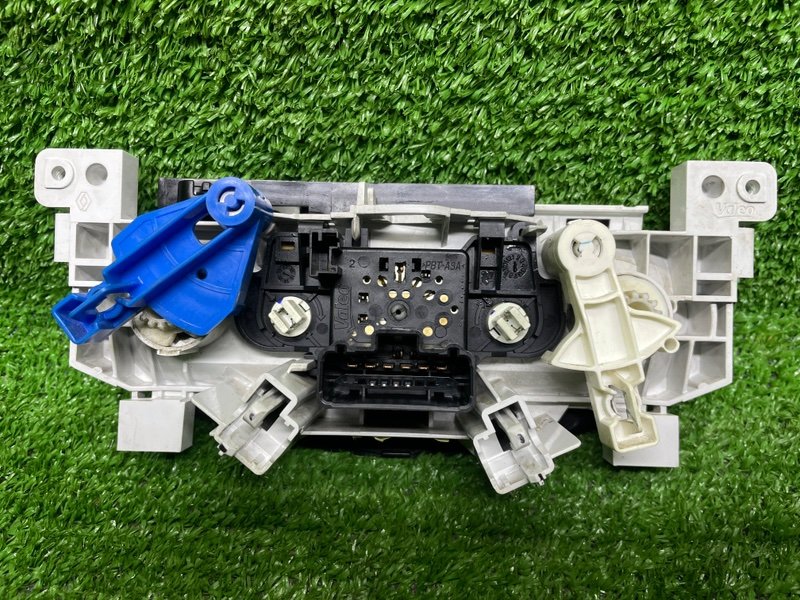 Блок управления отопителем, 2000 рублей, Москва