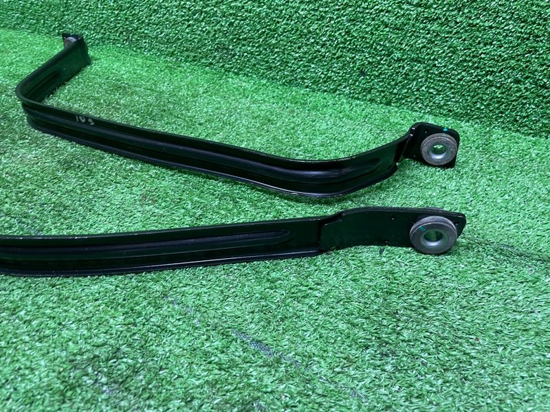 Крепление топливного бака, 1000 рублей, Москва