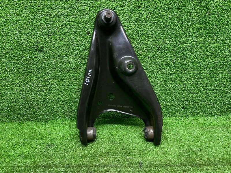 Рычаг передний правый, 1000 рублей, Москва