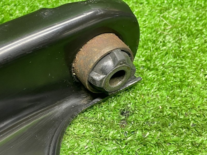 Рычаг передний левый, 1000 рублей, Москва