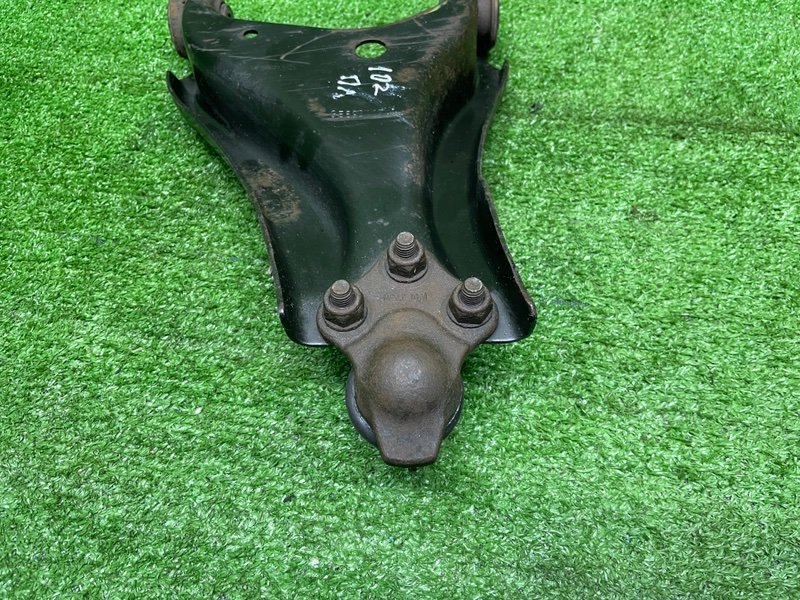 Рычаг передний левый, 1000 рублей, Москва