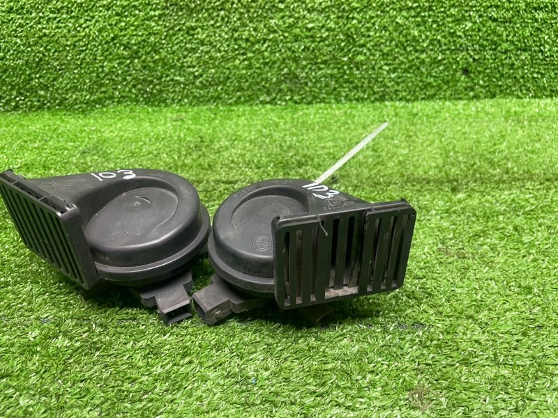 Звуковой сигнал, 2000 рублей, Москва