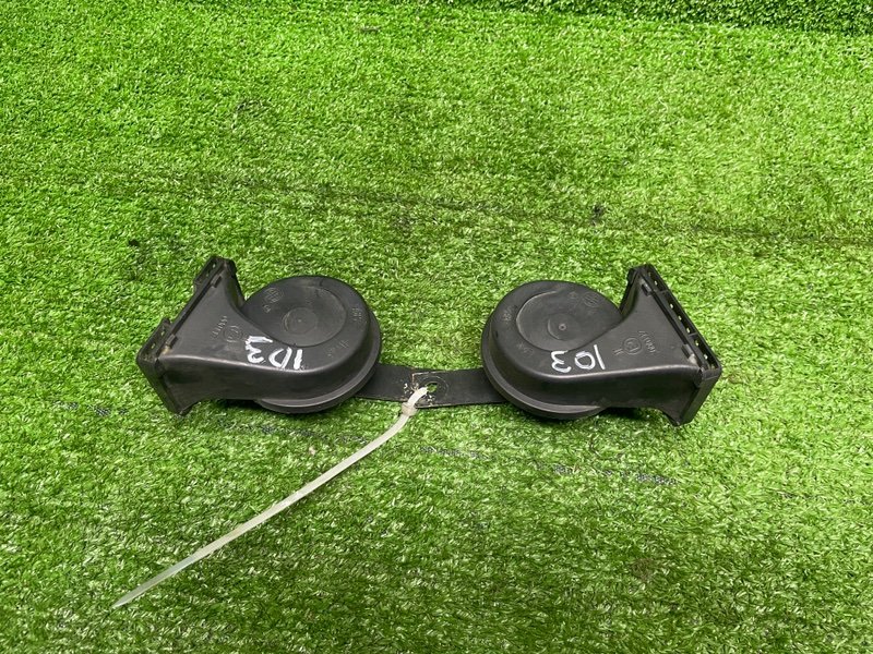 Звуковой сигнал, 2000 рублей, Москва