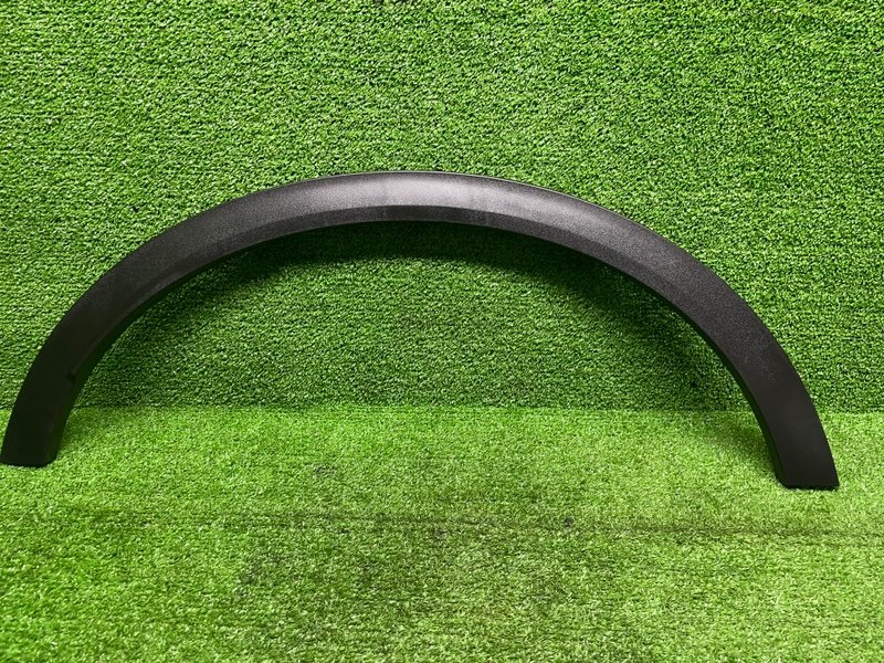 Накладка крыла, 2000 рублей, Москва