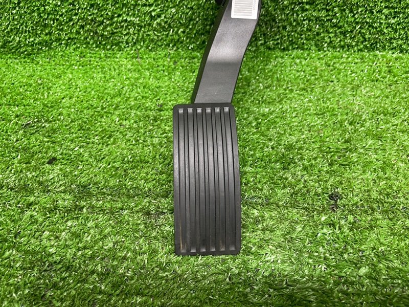 Педаль газа, 1500 рублей, Москва