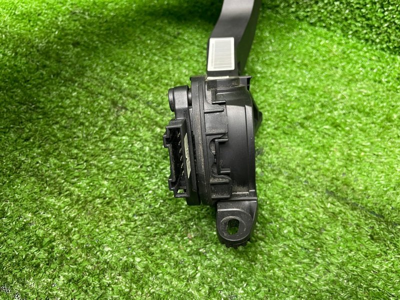 Педаль газа, 1500 рублей, Москва