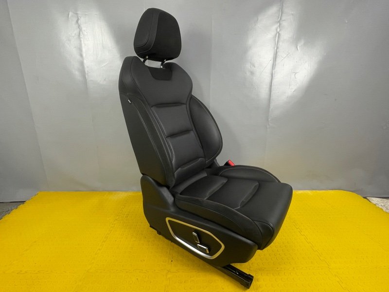 Сиденье переднее правое, 30000 рублей, Москва