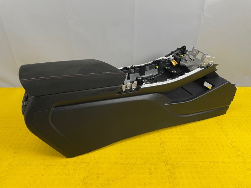 Подлокотник, 15000 рублей, Москва