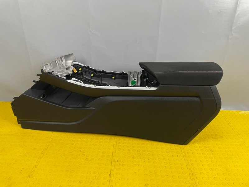 Подлокотник, 15000 рублей, Москва