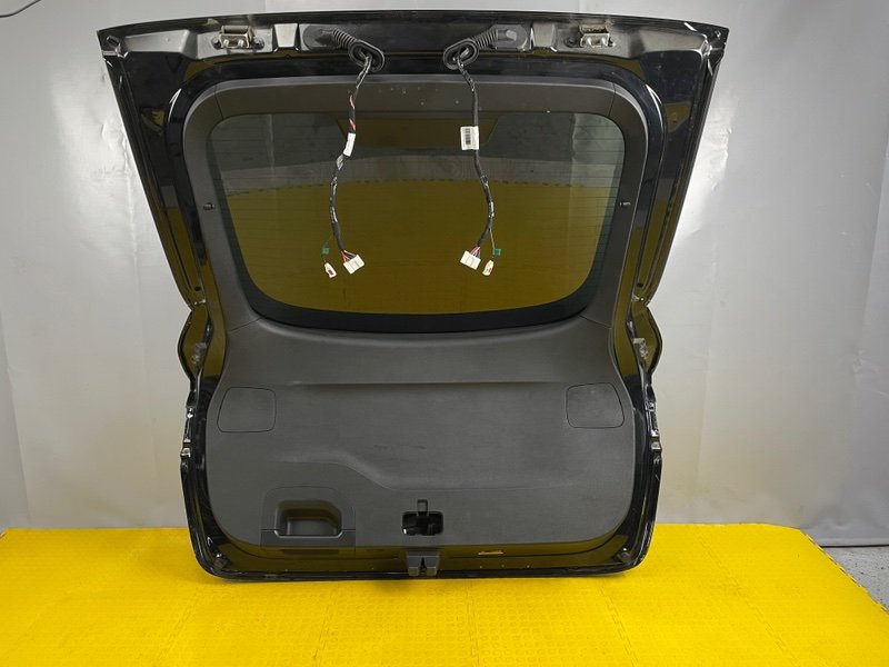 Дверь багажника, 90000 рублей, Москва