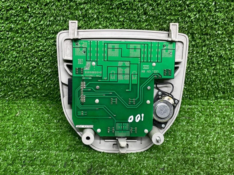 Плафон салонный, 1600 рублей, Москва