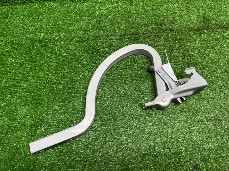 Петля крышки багажника, 2500 рублей, Москва