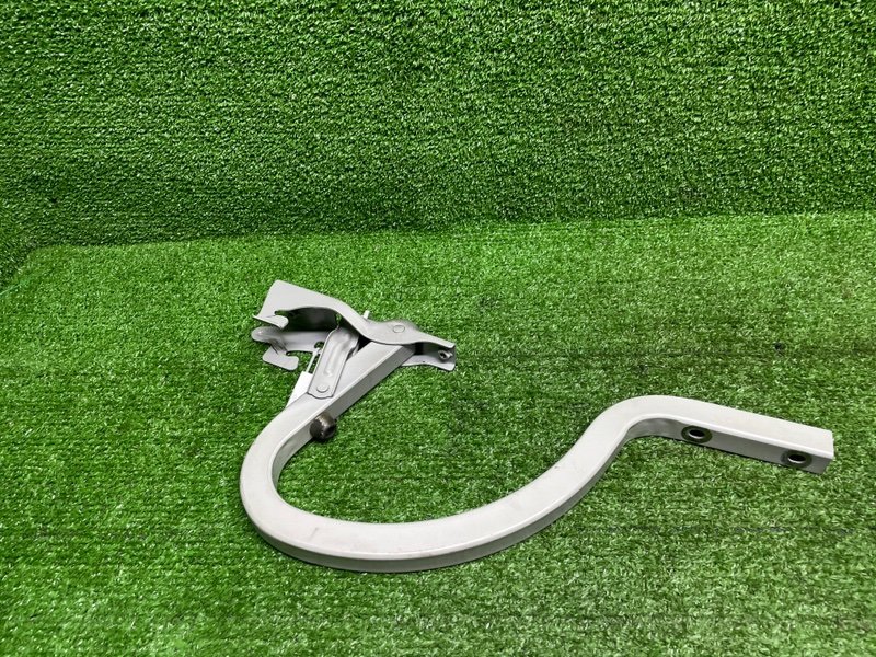 Петля крышки багажника, 2500 рублей, Москва