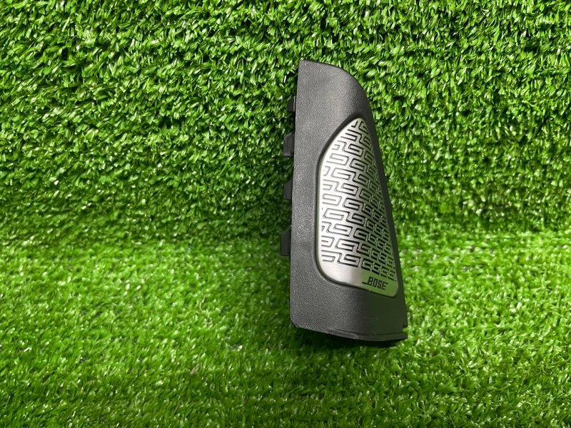 Крышка зеркала, 2000 рублей, Москва