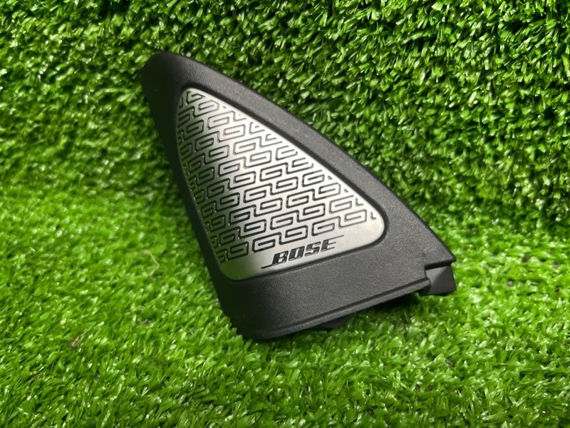 Крышка зеркала, 2000 рублей, Москва