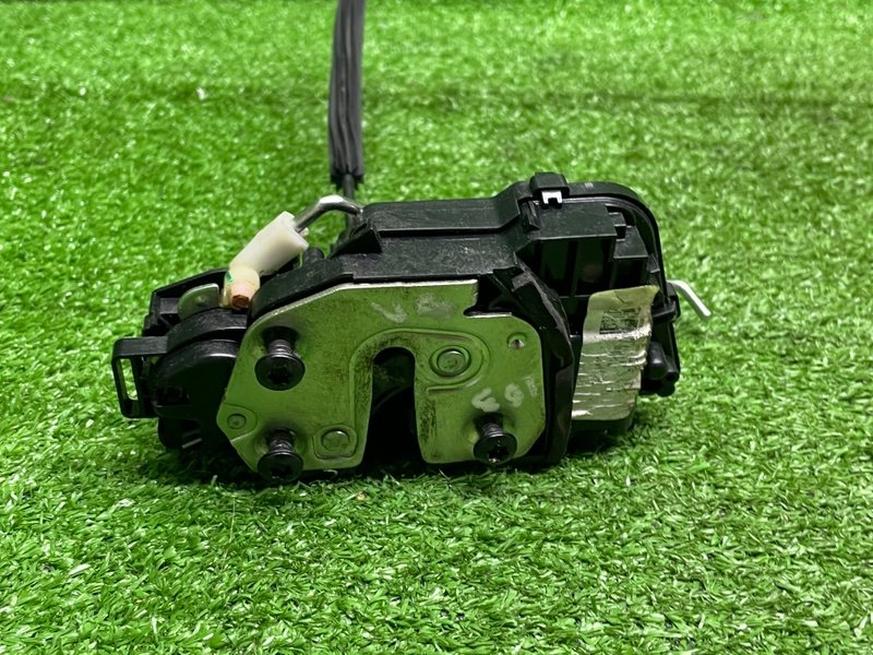 Замок двери задней левой, 2100 рублей, Москва