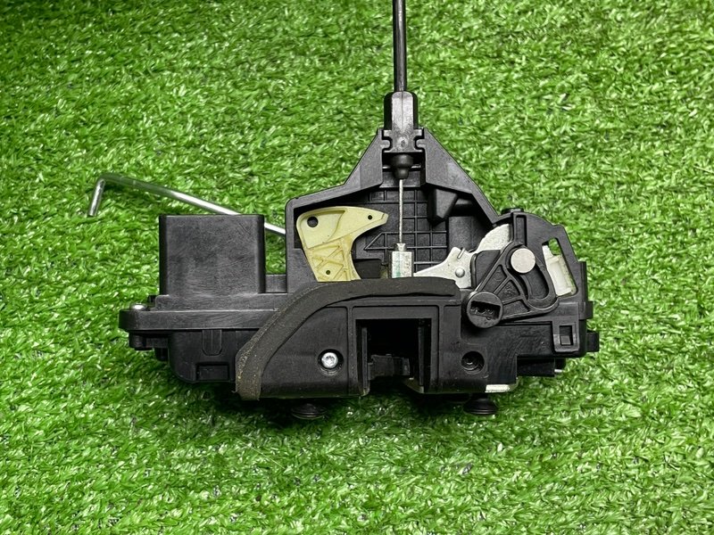 Замок двери задней левой, 2100 рублей, Москва