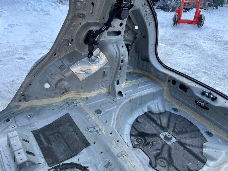 Крыло заднее правое, 40000 рублей, Москва