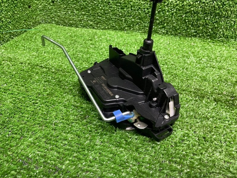 Замок двери задней правой, 2100 рублей, Москва