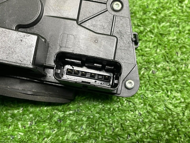 Замок двери задней правой, 2100 рублей, Москва