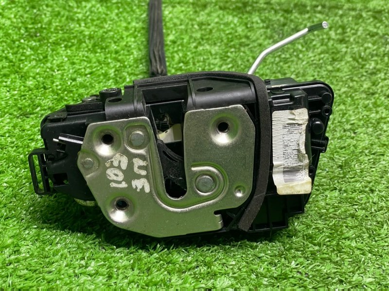 Замок двери задней правой, 2100 рублей, Москва